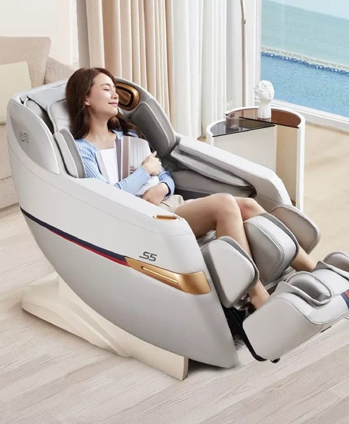Alpha 4D Berlin Massage Chair - Image 4